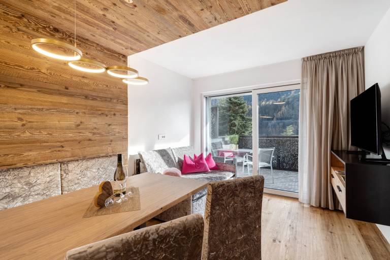 Apartment 'Paradeis Apartments A20' with Mountain View, Balcony and Wi-Fi — photo 3