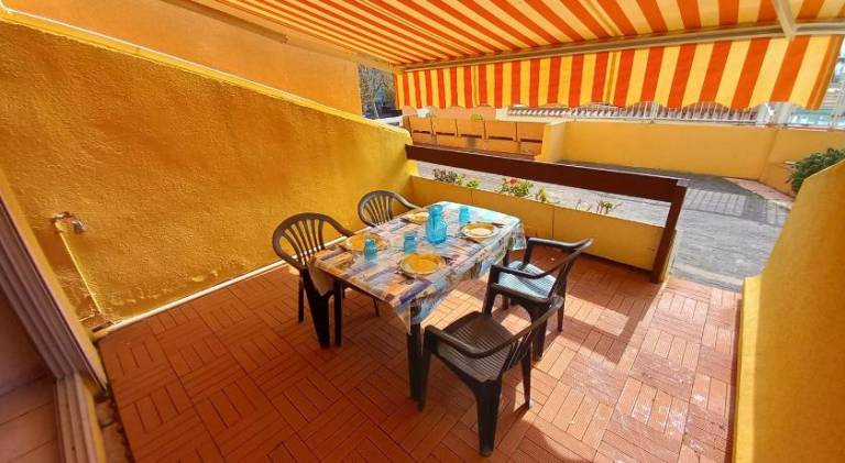 Port Dauphin II, T3 Centre Port avec parking, piscine, clim, wifi — photo 4