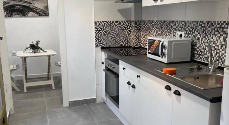 Rental apartment with 2 rooms for 4 persons — photo 3