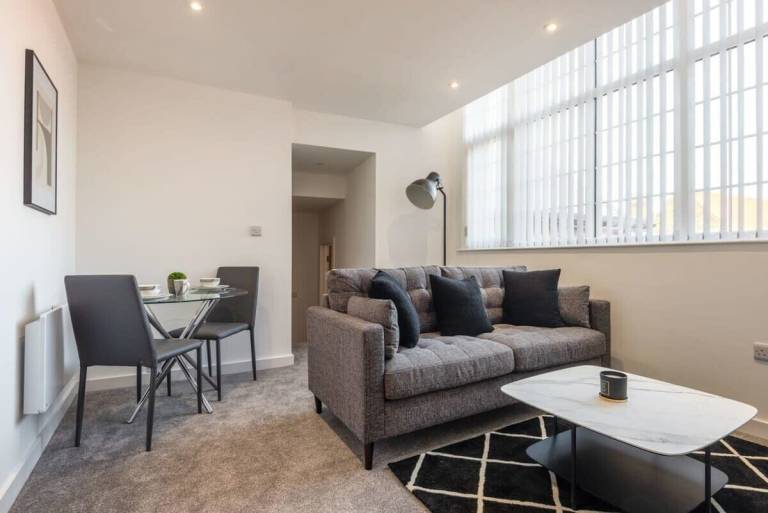 Apartment Hull