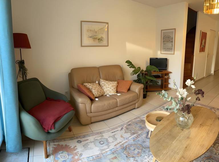 Vacation home with 4 rooms for 9 persons in Clichy