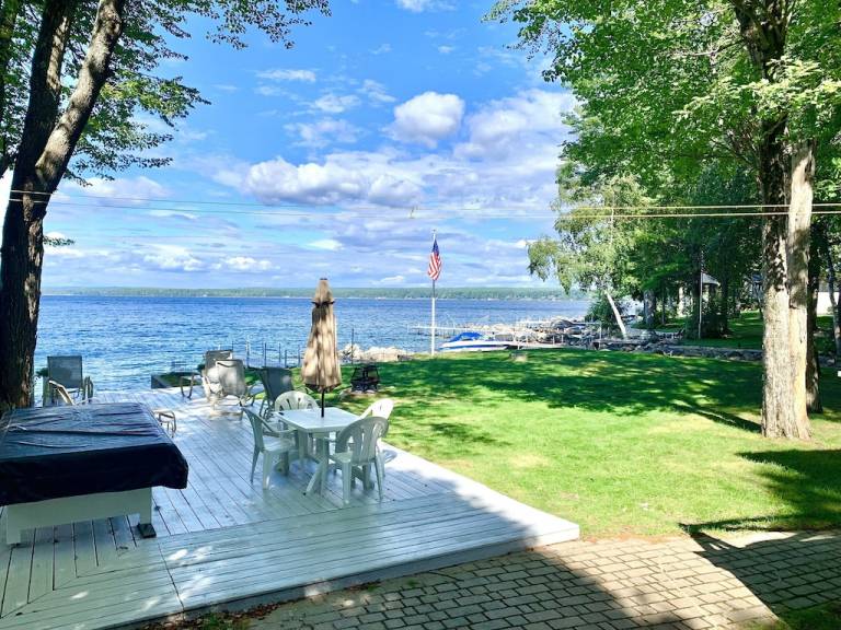 House  Frye Island