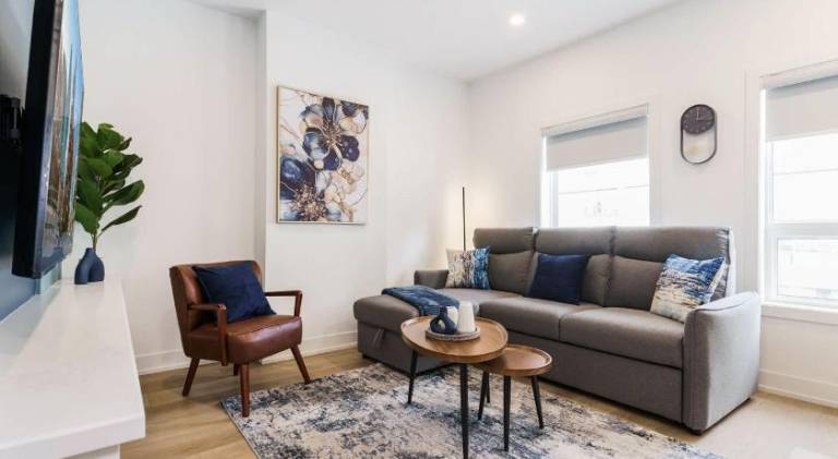 The McCaul by Casa Hotels Cozy DT Suite near FIFA 2026
