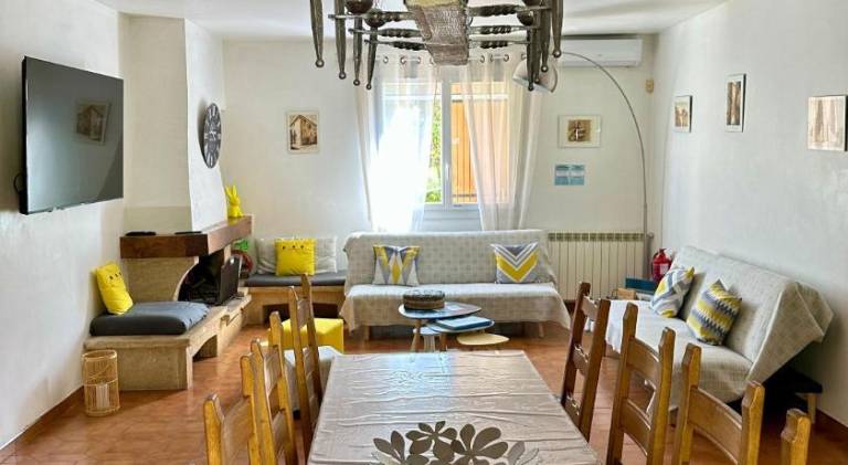 Fully equipped big house with BBQ, terrace & garden | Good for workation | Dogs allowed — photo 3