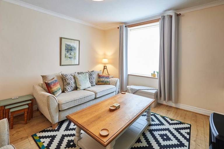 Children-friendly lovely vacation home with yard | Pets allowed — photo 4