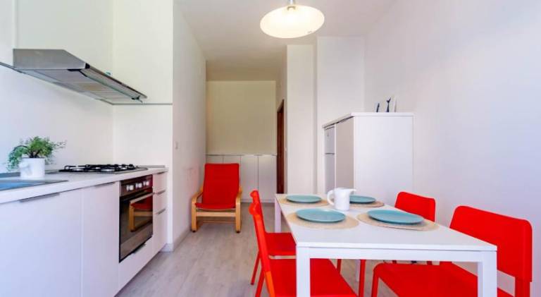Rental apartment with patio — photo 5
