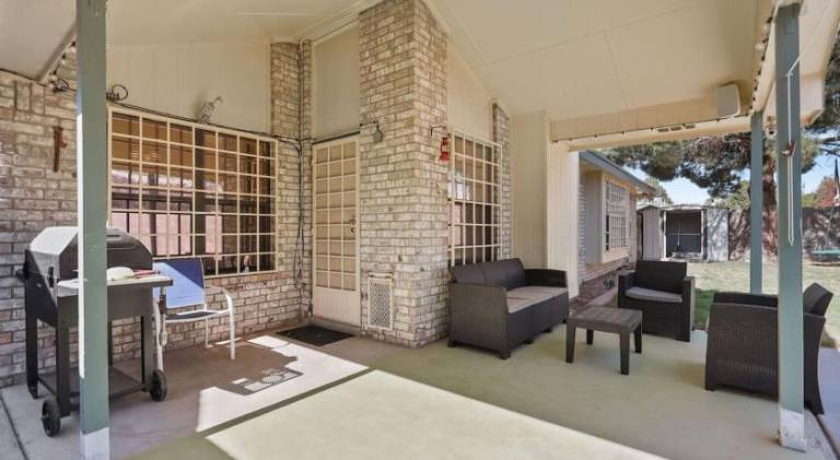 House | Perfect for remote work in El Paso, TX