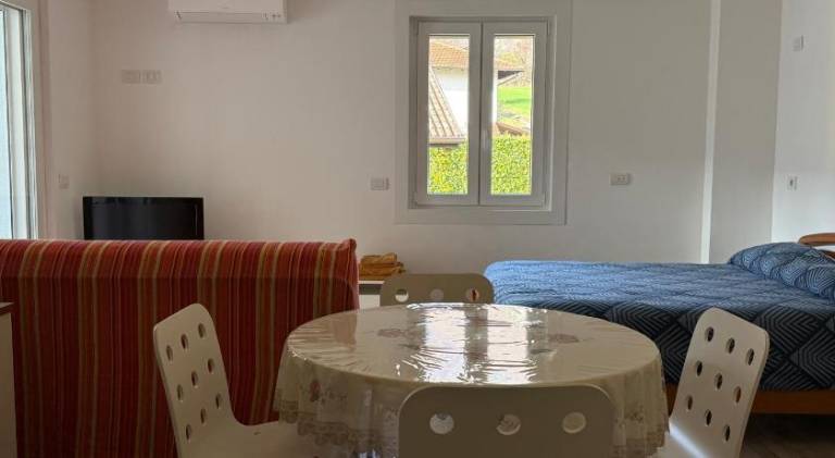 Holiday apartment with 1 room for 2 persons in Tenno