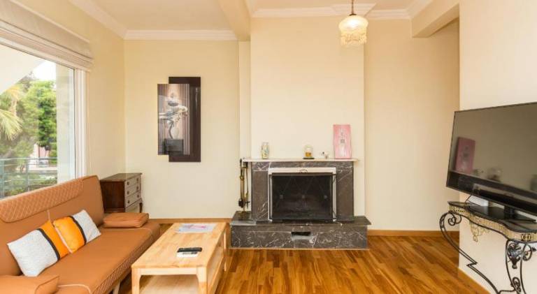 Beautiful apartment | Next to Acropolis of Athens | Dogs allowed in Athens