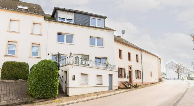 Serviced apartment with terrace & sauna | Suitable for remote work — photo 4