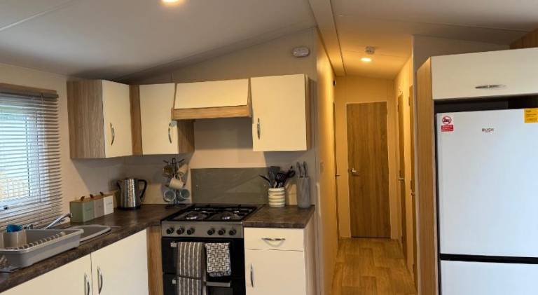 Riverside Haven — photo 3