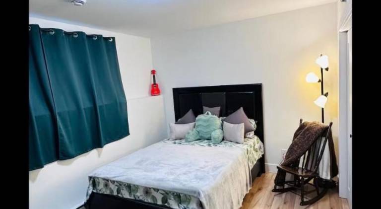 Modern Budget Stay - Moncton North in Moncton, NB