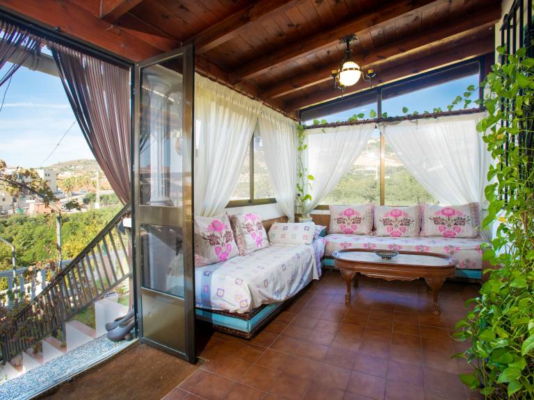 Fully equipped nice vacation home with terrace, grill & yard | Sea view | Next to the beach | Dogs allowed — photo 5