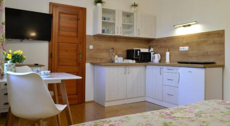 Holiday apartment with 2 rooms for 6 persons — photo 3