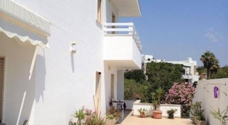 Apartment with 2 rooms for 4 persons — photo 3