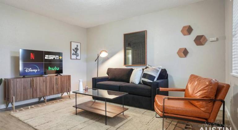 Adorable N Lamar Living, Pool and Comfort for All in Austin, TX