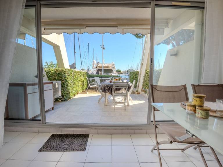 Fully equipped pleasant apartment with terrace, garden & pool | Close to the beach | Pets are welcome — photo 3