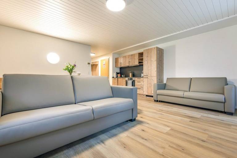 Fully equipped pleasant rental apartment with terrace | Next to the ski | Suitable for remote work | Dogs allowed — photo 2