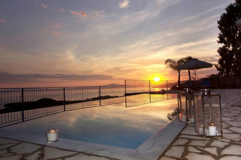 Villa  Stoupa