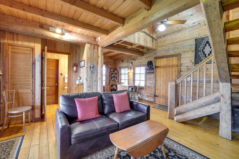 Private Hot Tub: 'Blue Sky Cabin' in Sequim — photo 5
