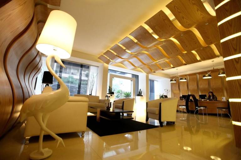 WH Hotel — photo 3
