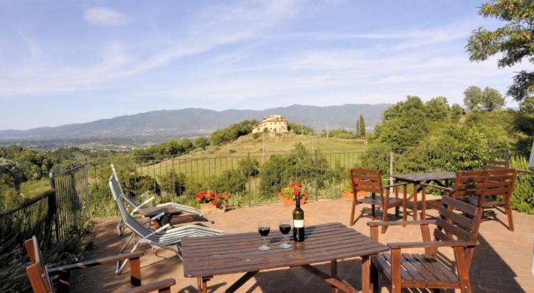 Vacation home with garden, private pool & terrace — photo 5