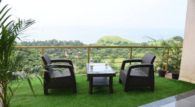 Villa with yard, pool & terrace | Suitable for remote work | Pets are welcome — photo 3