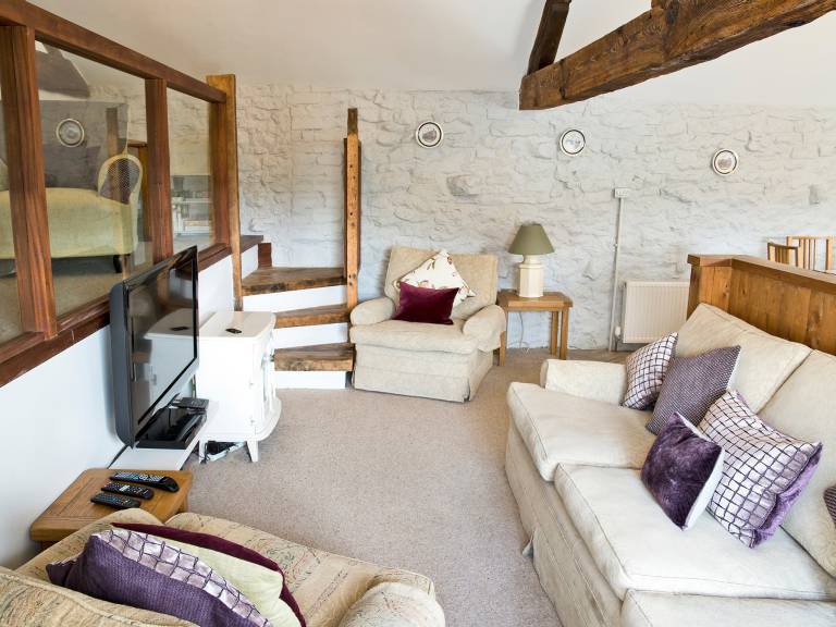 Child-friendly beautiful cottage with barbeque & yard | River view | Dogs allowed — photo 4