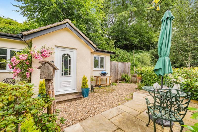 1 Bed in East Down oc kincot