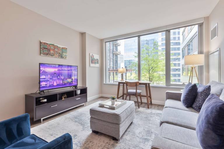 Rental apartment | Next to Long Wharf — photo 2