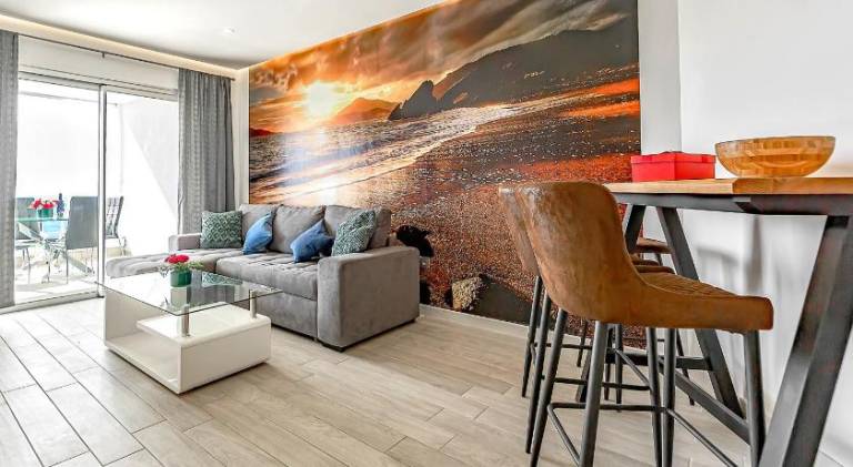 Fully equipped apartment with patio, pool & garden | Beach nearby | Pets allowed — photo 3