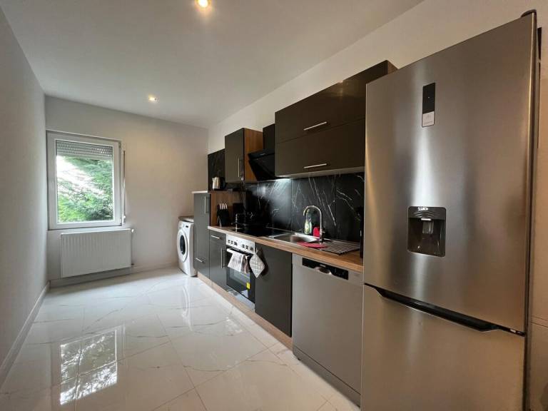 105m² Apartment, parking, for families, 6Per — photo 5