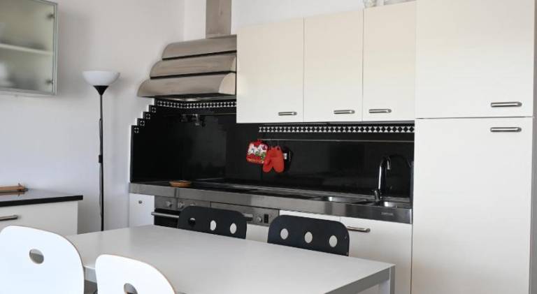 Rental apartment with 1 room for 4 persons — photo 3