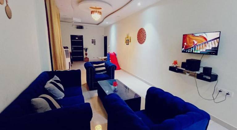 Atulyam Stays Sushant Golf City in Lucknow