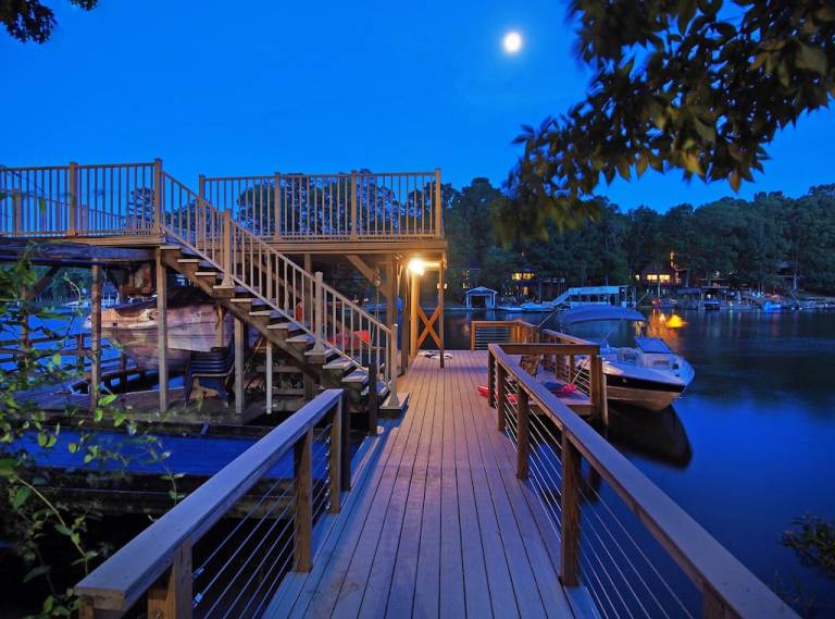 House  Uwharrie