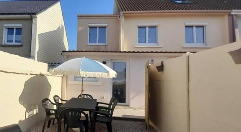House with 2 rooms for 6 persons — photo 4