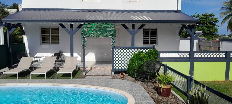 House Les Abymes