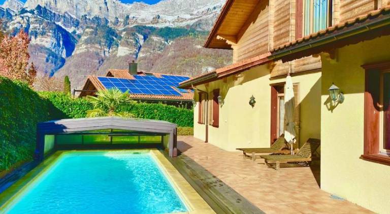 Doodle's Amazing Chalet -Walensee - Flumserberg - Churfirsten - Heidiland - Pool - Sauna in Quarten