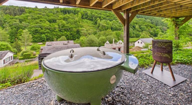 Chalet with 2 rooms for 4 persons — photo 3