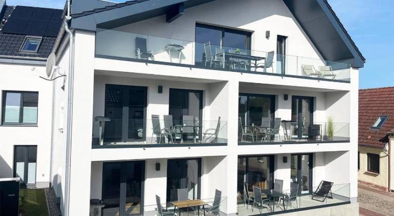 Exklusive 5 Sterne Seeresidenz, Sauna, See, Hund in Guestrow