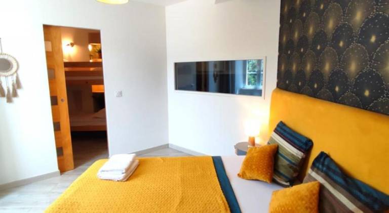 Apartment with 1 room for 4 persons in Vaison-la-Romaine
