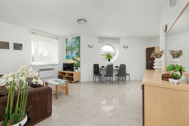 Ustronie Morskie Chrobrego 53 Sunny Apartment Close to the Beach — photo 5