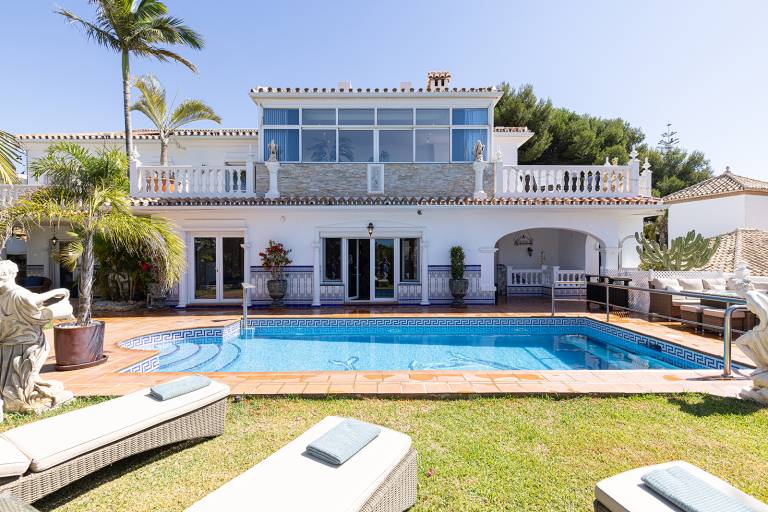 Villa  Calahonda