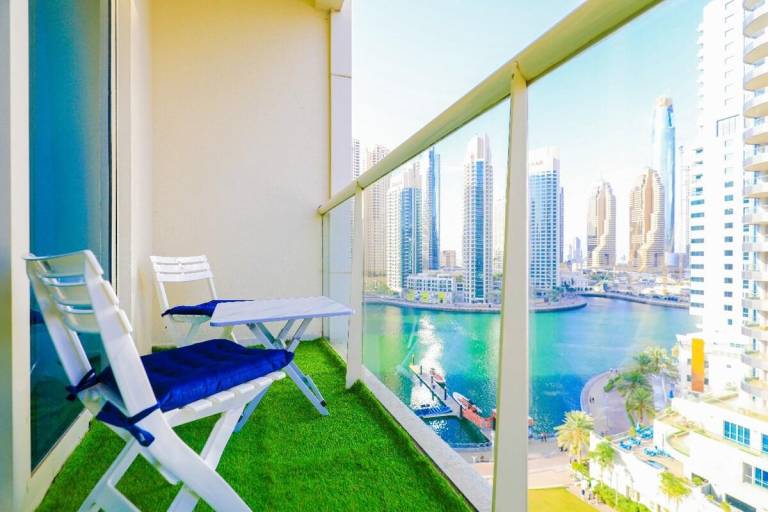 Apartment with jacuzzi & pool | Water view | Good for workation — photo 3