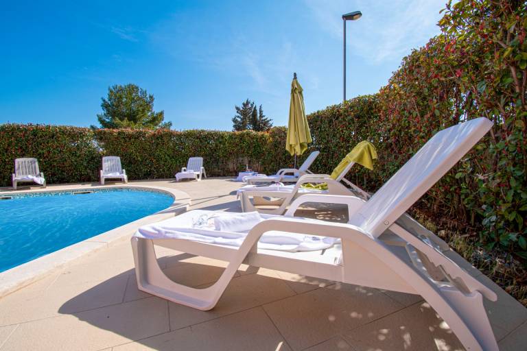 Apartment with pool | Sea view — photo 3