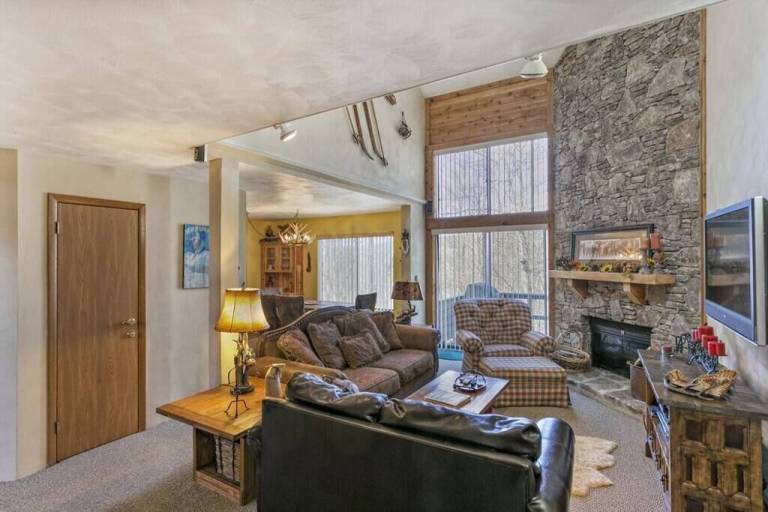 House Seven Springs