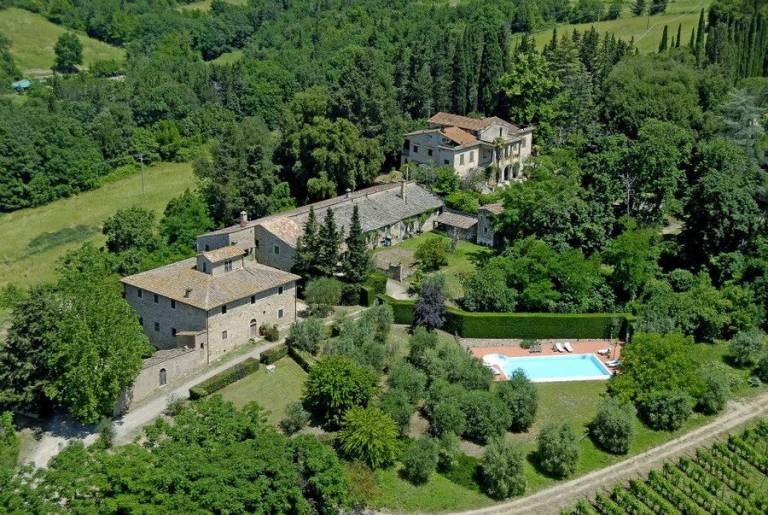 Gemütliche Ferienwohnung in Castellina In Chianti mit Grill & Pool