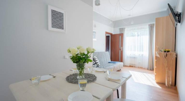 Holiday apartment with barbecue & garden — photo 3