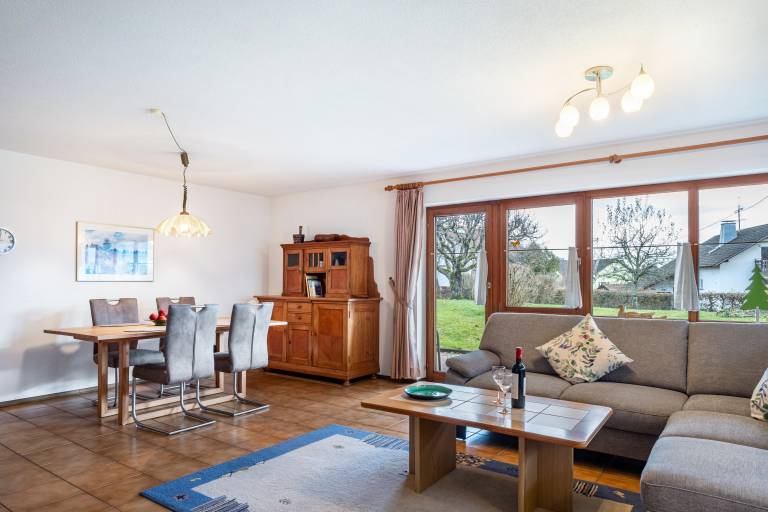 98 m&sup2; Ferienwohnung