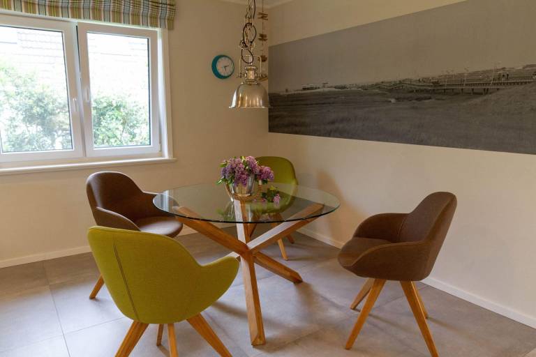 Holiday apartment with terrace & garden — photo 5